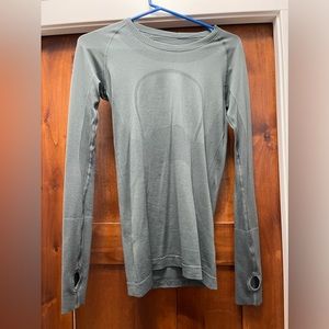 Lululemon long sleeve